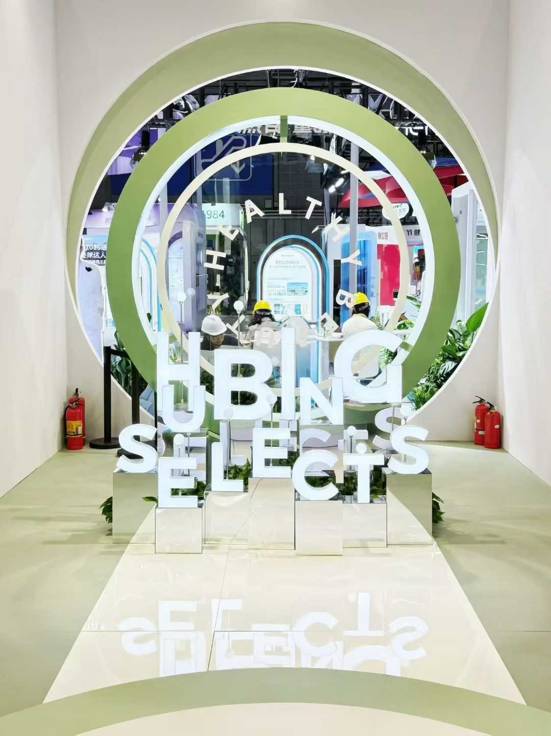 順動進(jìn)博會雙展館亮相